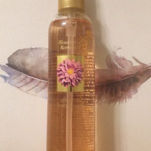 Victoria Secret Blossoming Romance Body Splash